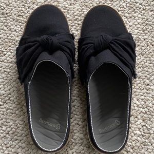 Slip on canvas shoe